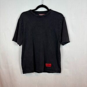 CHNGE Mens Black 100% organic Cotton Black Distressed Tee Size Small Sustaniable